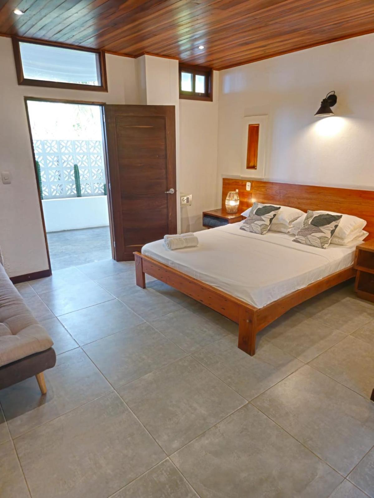 Hotel Makao Palomino
